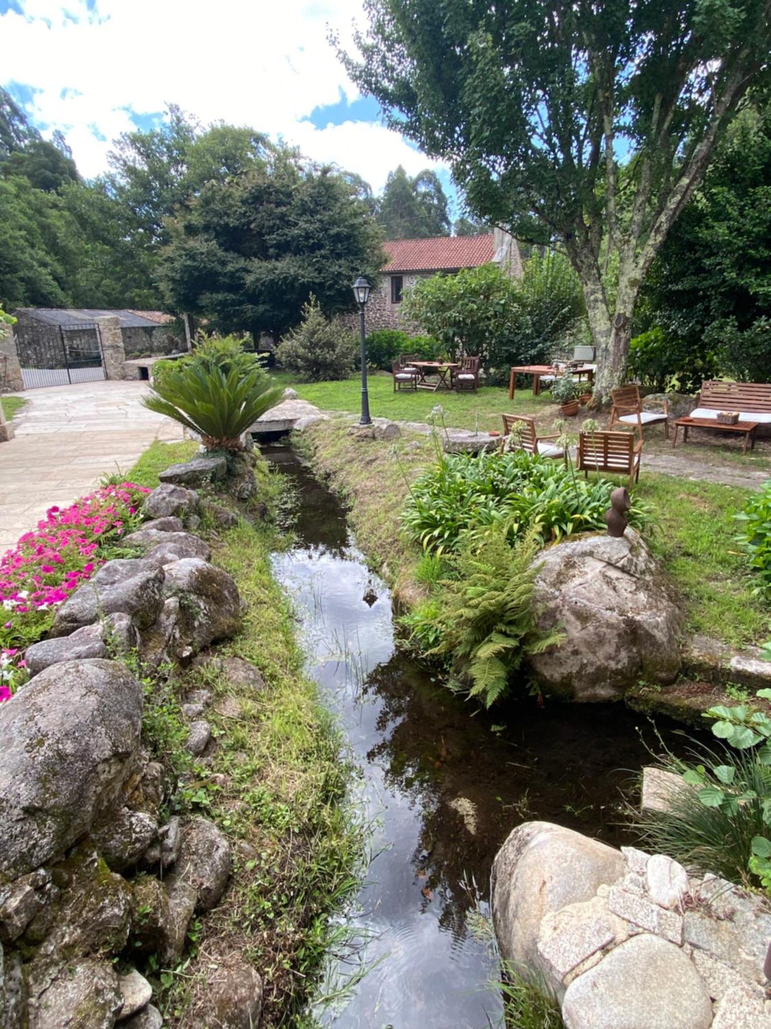 Entre Os Rios - Casa Rural Y Enoturismo Pobra Do Caraminal Bagian luar foto